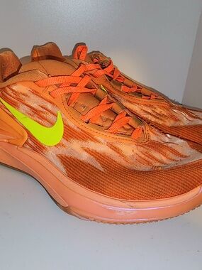 Nike Zoom GT Cut 2 in the "Arike Ogunbowale" colorway womens size 7 shoe